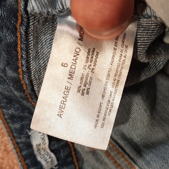 Nine West High-Rise Straight-Ankle Frayed Jeans (Size 6) - Picture 8 of 11